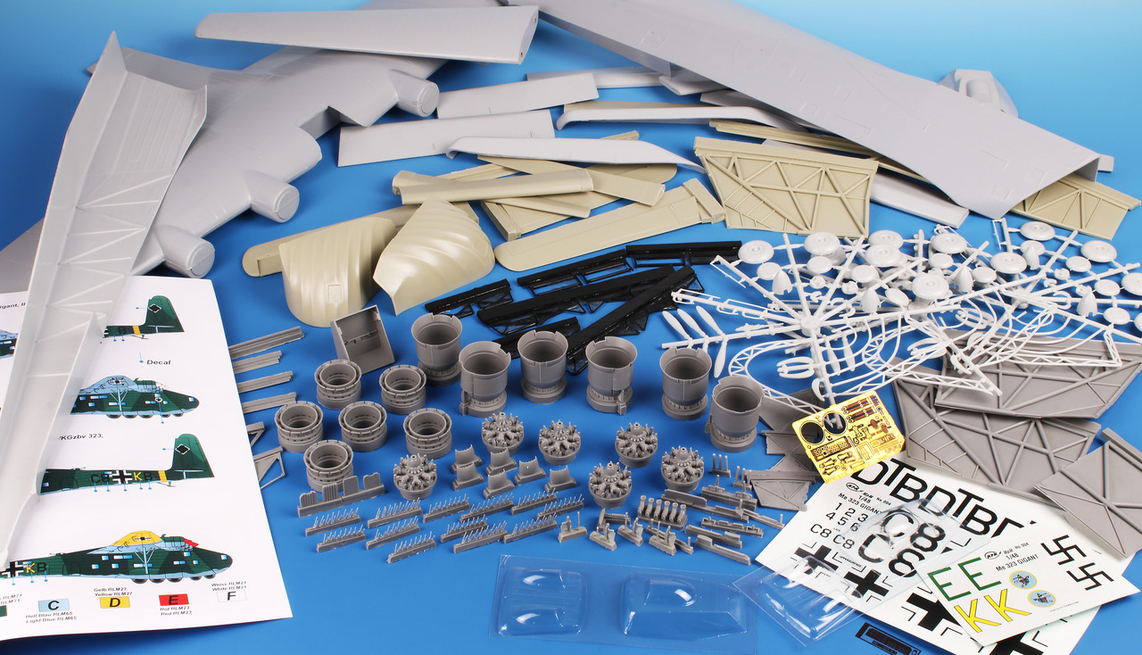 1/48 - Messerschmitt Me.323E-1 Gigant multimedia kit by Special Hobby ...