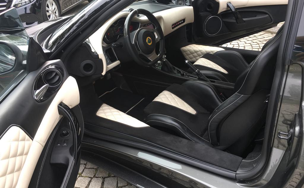 F0873947-0C72-4848-8B60-6AA80999FE15