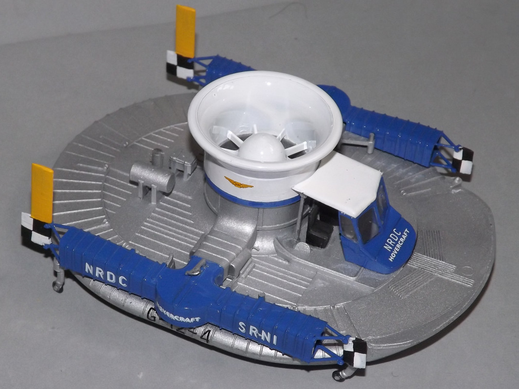 Airfix_Hovercraft-FS
