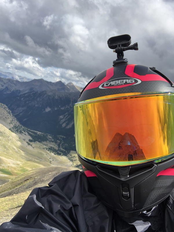 2E1831D1-BCE1-4106-B9D4-94B75EE0B3AA