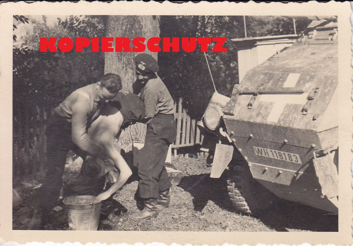 Sd.Kfz.263 (8-Rad) Panzerfunkwagen 2.Panzer-Div.