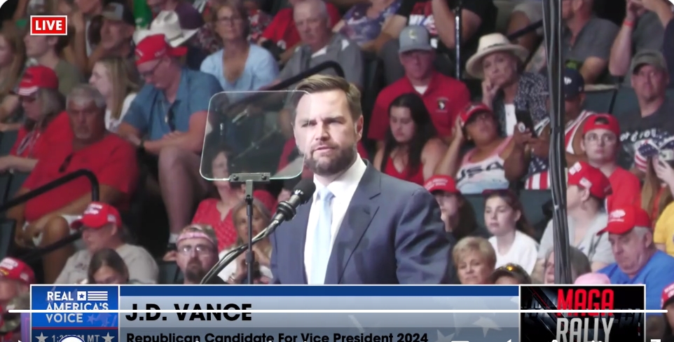 LIVE: PRESIDENT TRUMP AND JD VANCE HOLD MAJOR RALLY IN GRAND RAPIDS ...