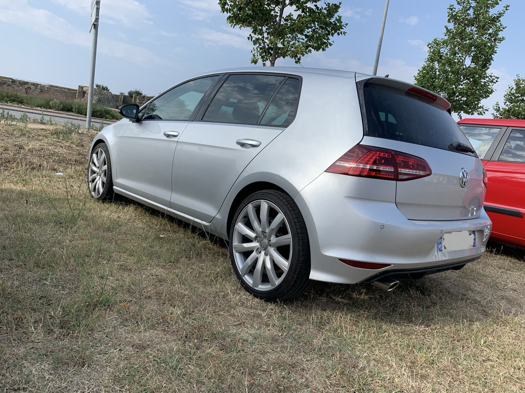 7BE3CC00-588F-400A-B1C1-7B595DEA83E3