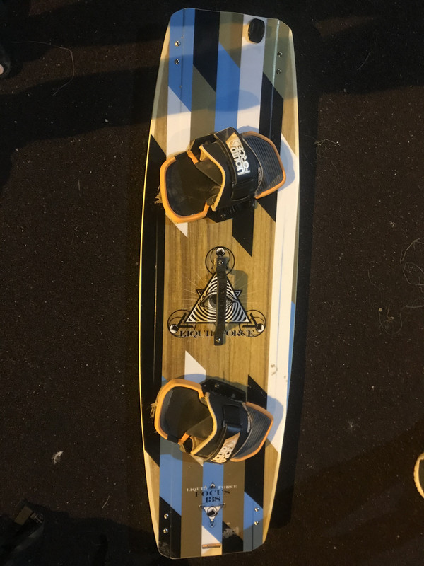 DC045BA8-6313-4DB2-BD2A-A56C5E5DC155