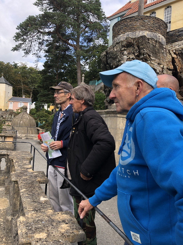 B8ECF948-F592-47EA-A9DC-BBA879D108B8