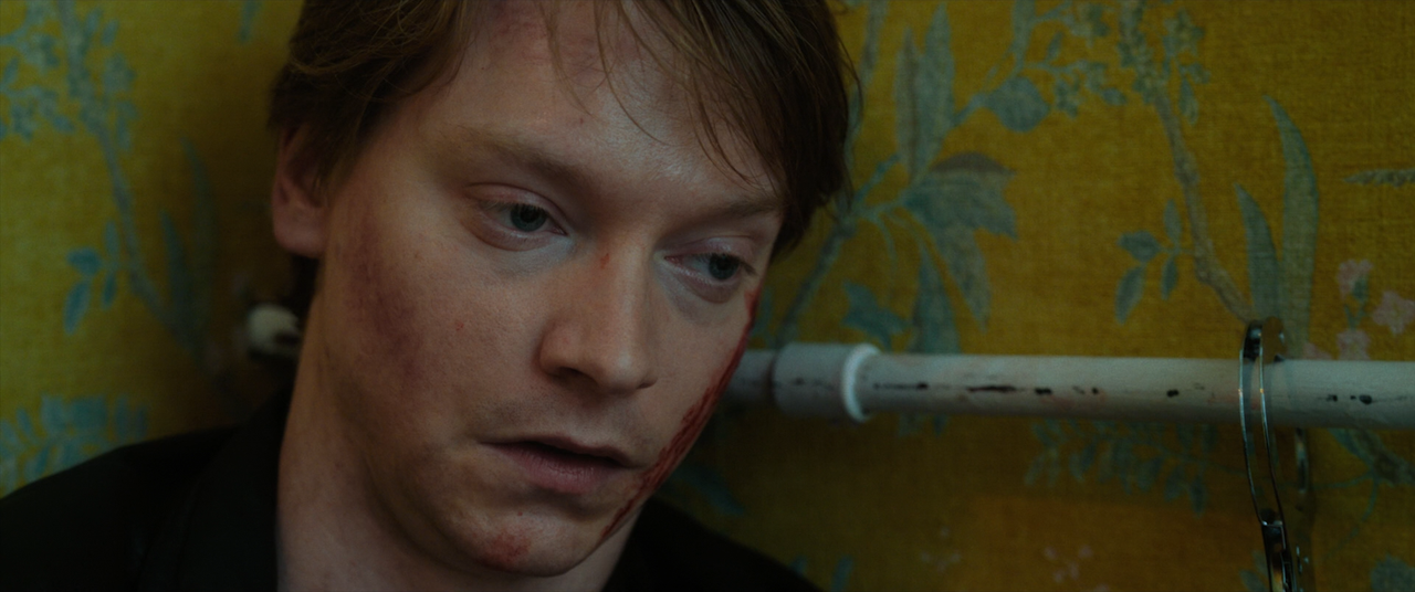 Sew Torn 2024 BDRip 1080p sele Zen mkv snapshot 00 40 44 440