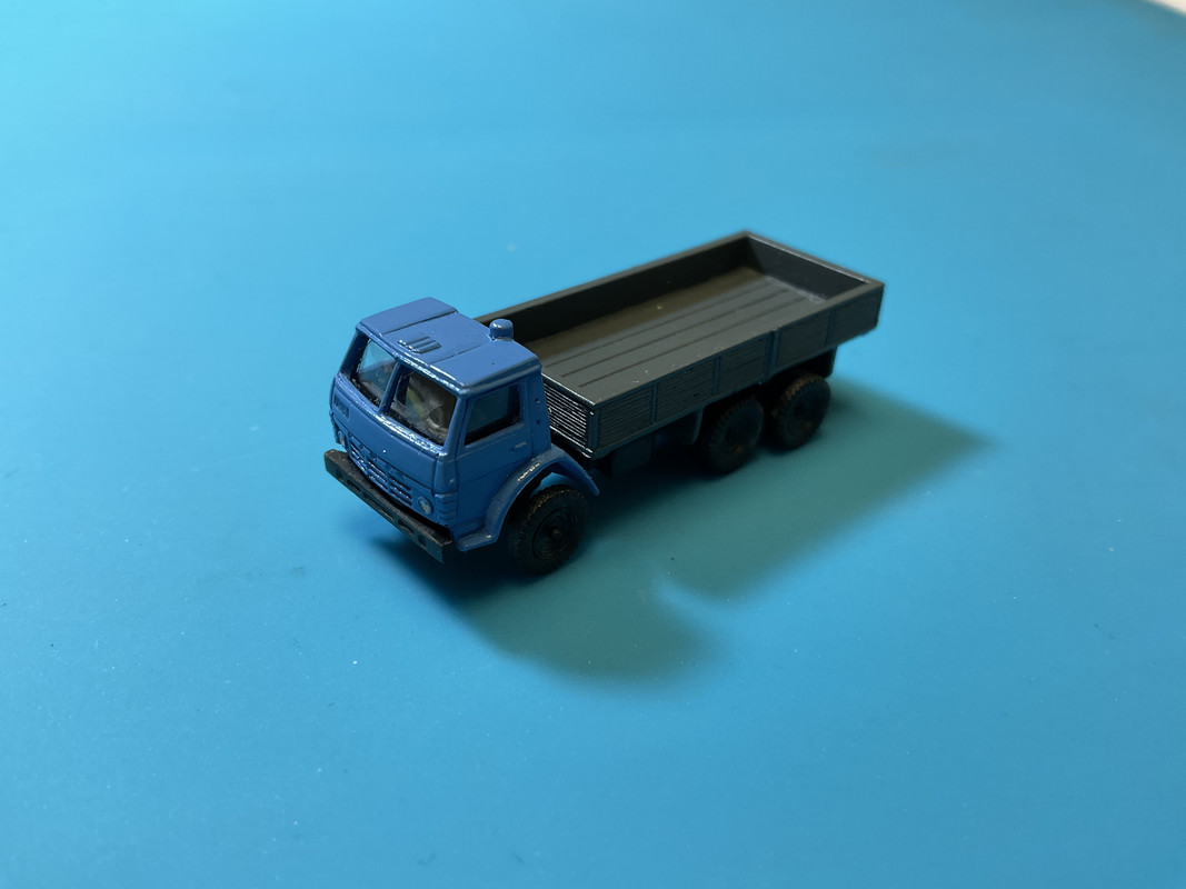 4BBAEEBD-0E10-424E-922B-547409CF85E0