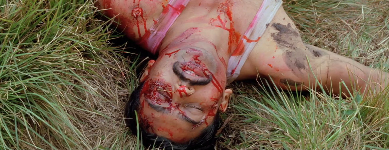 Kaakha Kaakha 2003 WebRip [Tamil] 480p, 720p ESub Screenshot