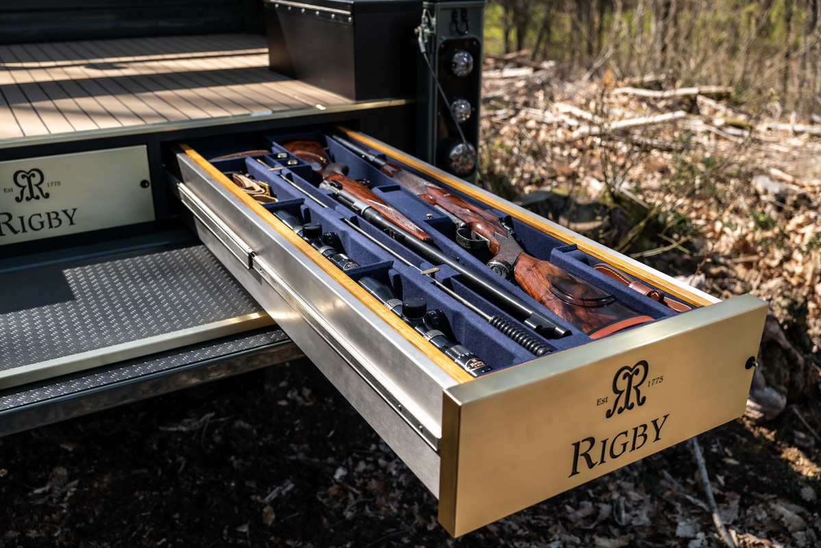 B6CCB022-5DEC-401D-9FFA-4C4082E0FC96