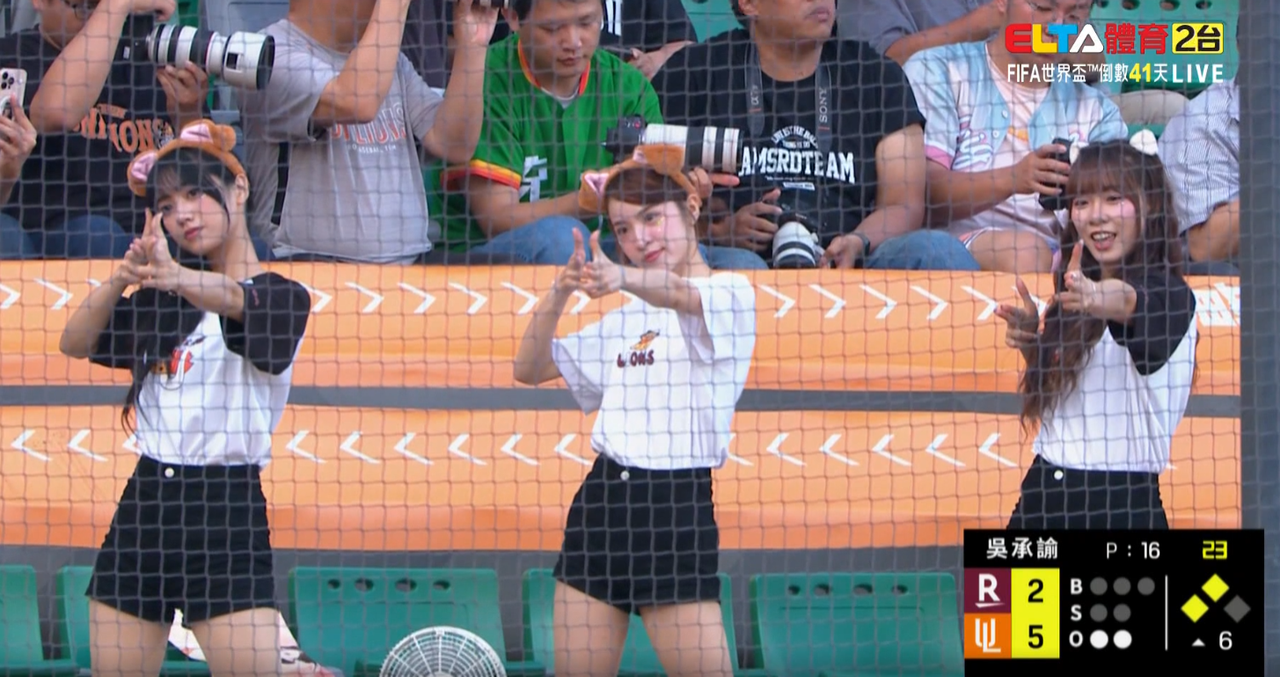 [LIVE] CPBL例行賽#074 樂天 VS 統一 @亞太主 - 棒球 - PTT.BEST 批踢踢爆文 3