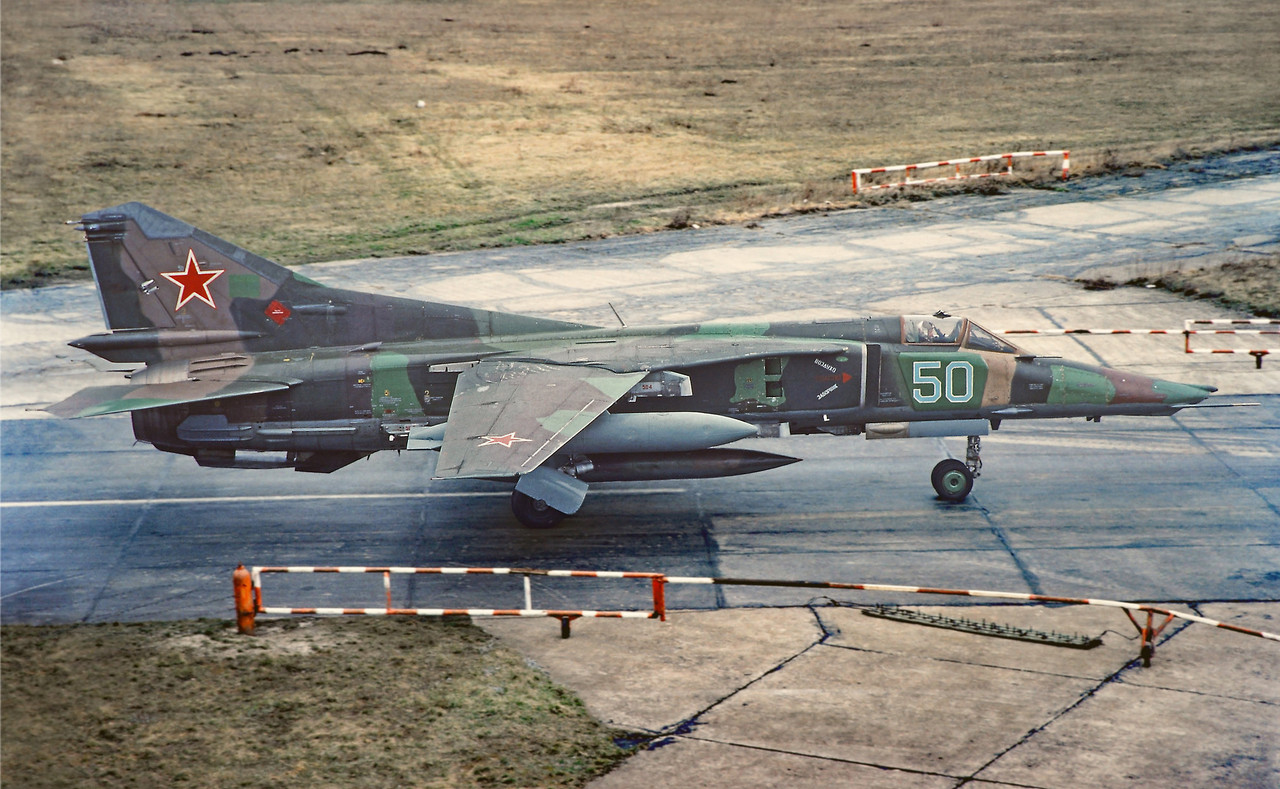559 APIB Mig-27K 50 Blue_76802627163, Verlegung