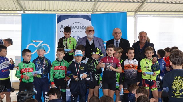 Grande successo del Trofeo Aprilia Bay Cross nel Parco Europa