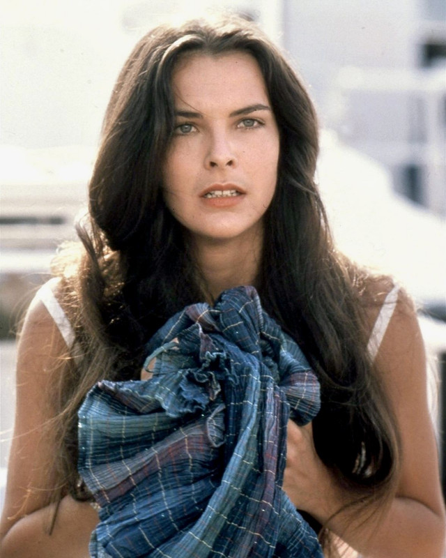 Carole_Bouquet_b39