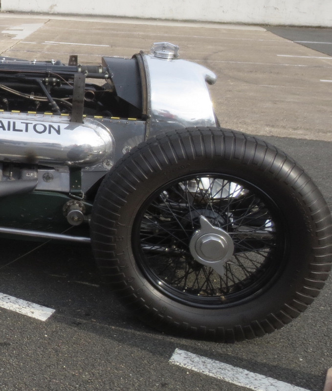 C84612B7-F6B6-4CDA-9B8A-884CCDEA7470