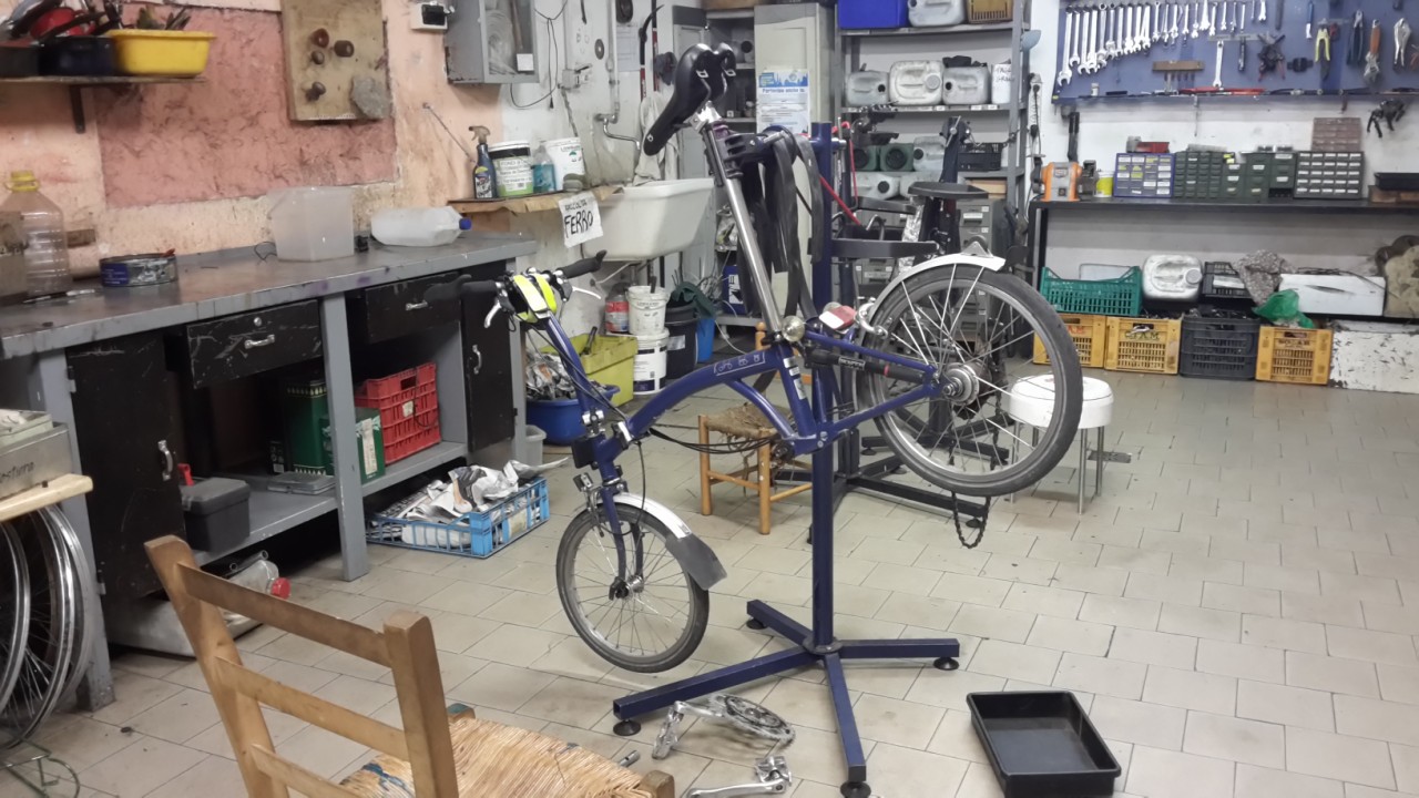 brompton_movimento_2 [Risoluzione del desktop]