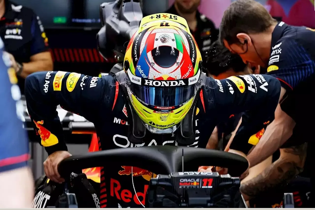 A nada del top 3, Checo Pérez mejoró en el test matinal de Bahréin