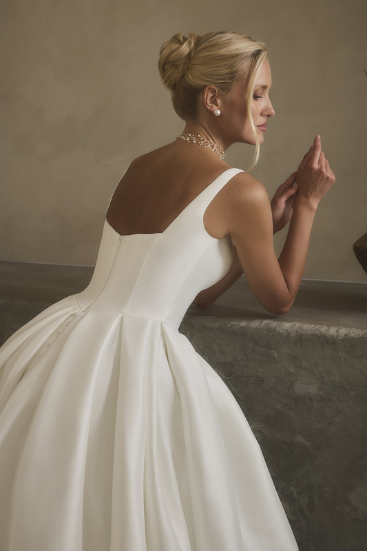 Casablanca Bridal Mariam Back Detail