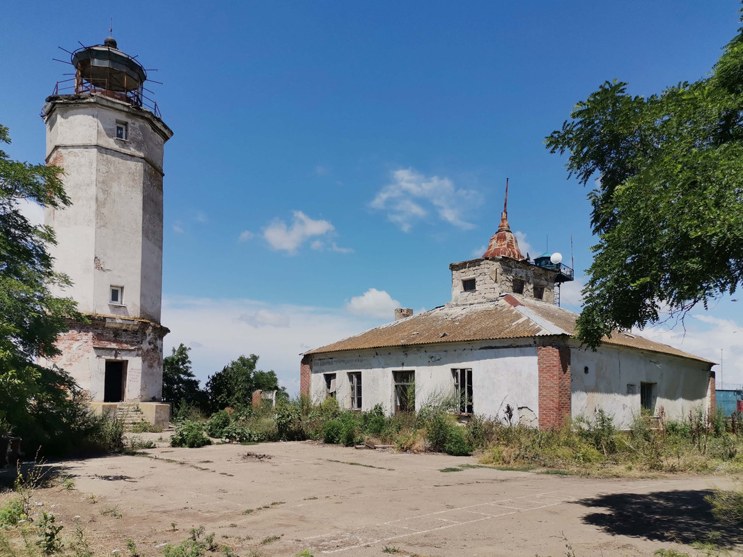 Приморско-Ахтарский маяк