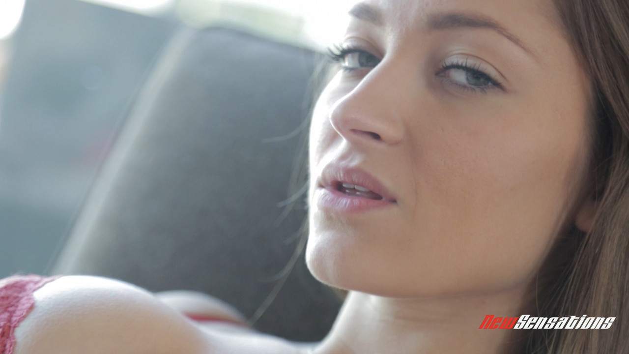 DD@n!3l$ - P3l0@h!@b@j0 - 111313HD.mp4_snapshot_00.06.953