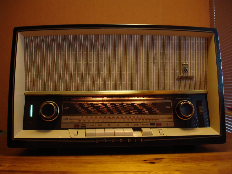 [Bild: Grundig-Type-2120-1960.jpg]