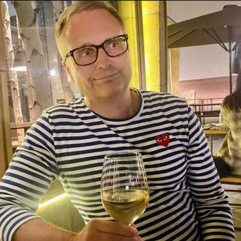 68DB3390-0305-41DE-9E47-7FEA8AE11E56