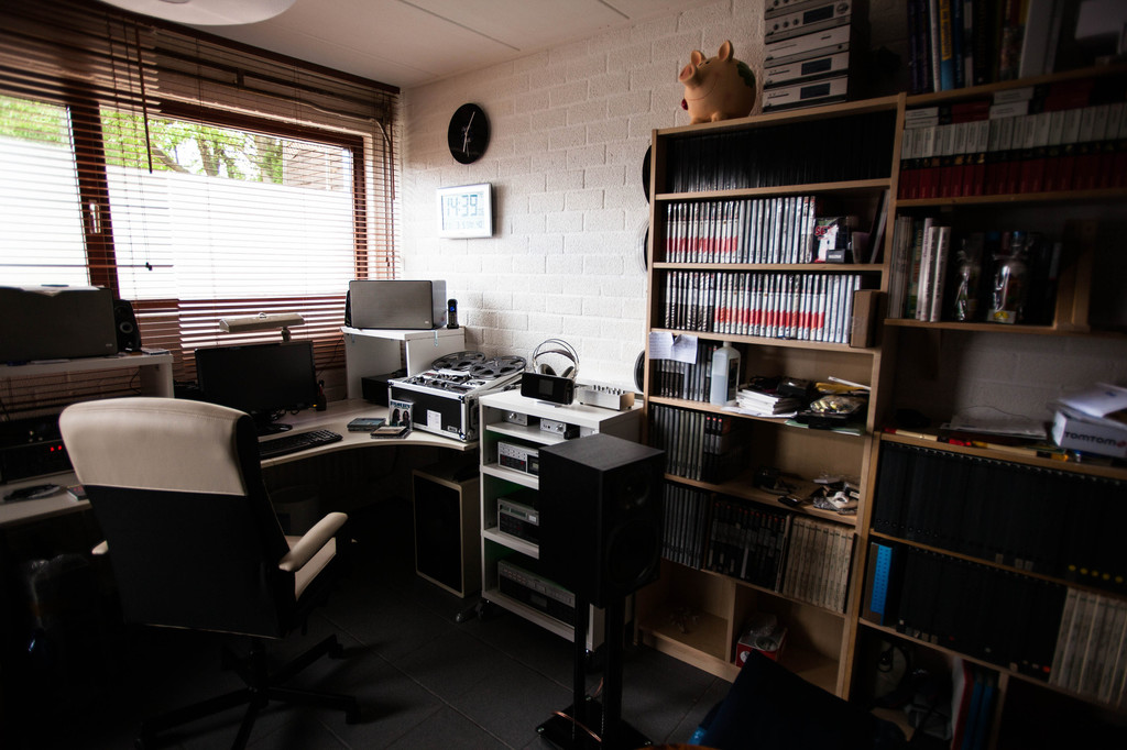 201405 Männerhöhle horraum-nach-einzug-12_430322