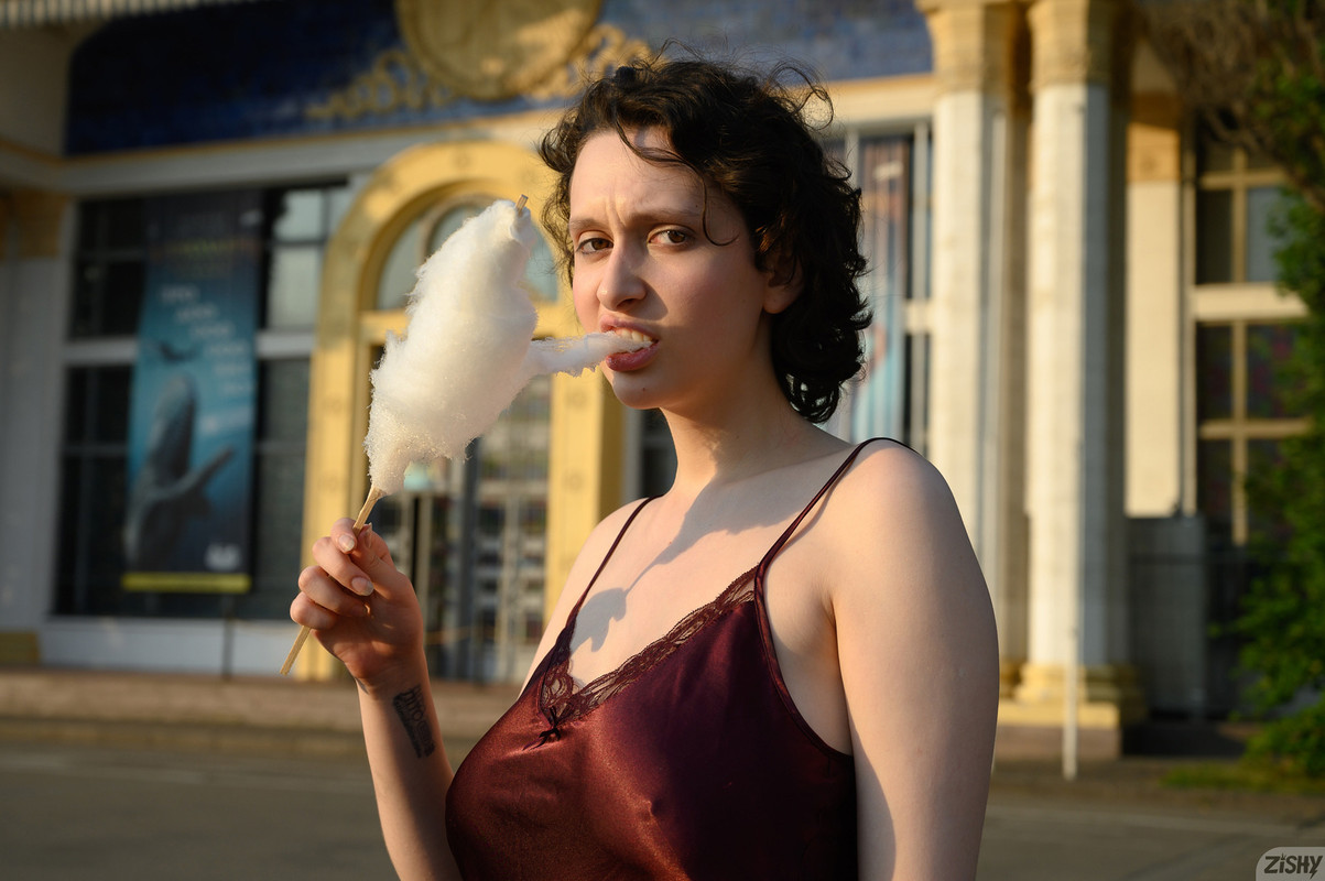 full_030_1319029890135806