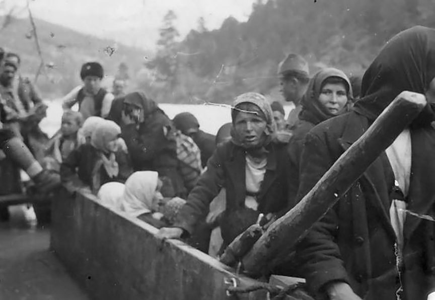 [Слика: 00140-Bosna-skela-izbeglice.jpg]