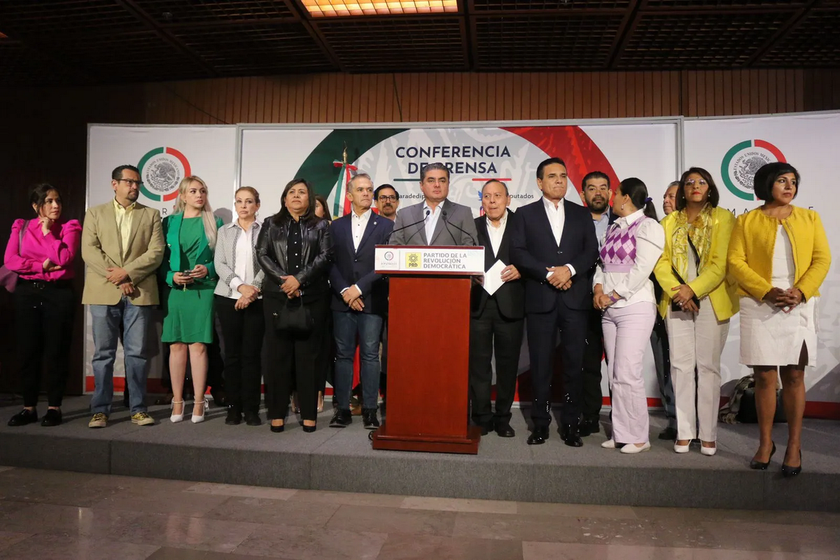 Sigue PRD en Frente Amplio, pero pone pausa en organización del proceso opositor