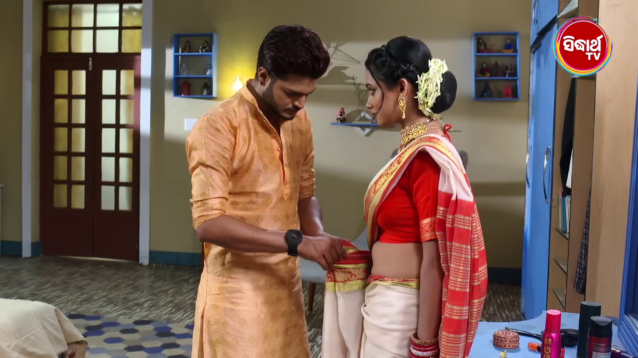 [Image: vlcsnap-2025-10-23-21h45m05s132.png]