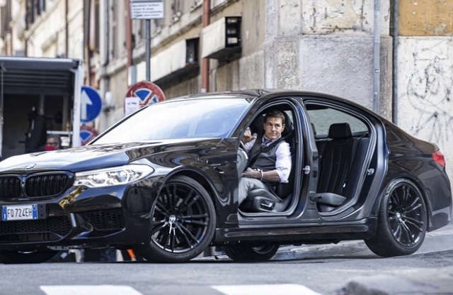 2CA3E2EC-10E6-4038-A3F7-550D698805A3