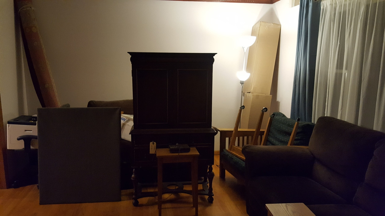 LR Love seat side, what loveseat