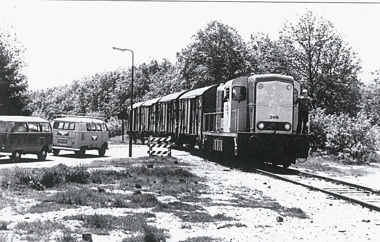 687474703a2f2f686f6d652e76616e2d6c6f6368656d2e6e65742f696d616765732f626572677765672e6a7067