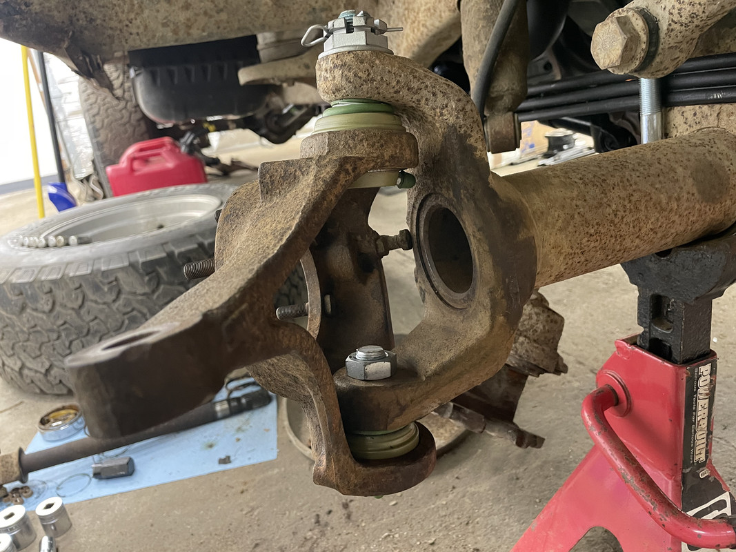 06E2DE32-8FF2-484A-B34D-7DC1B777C65F