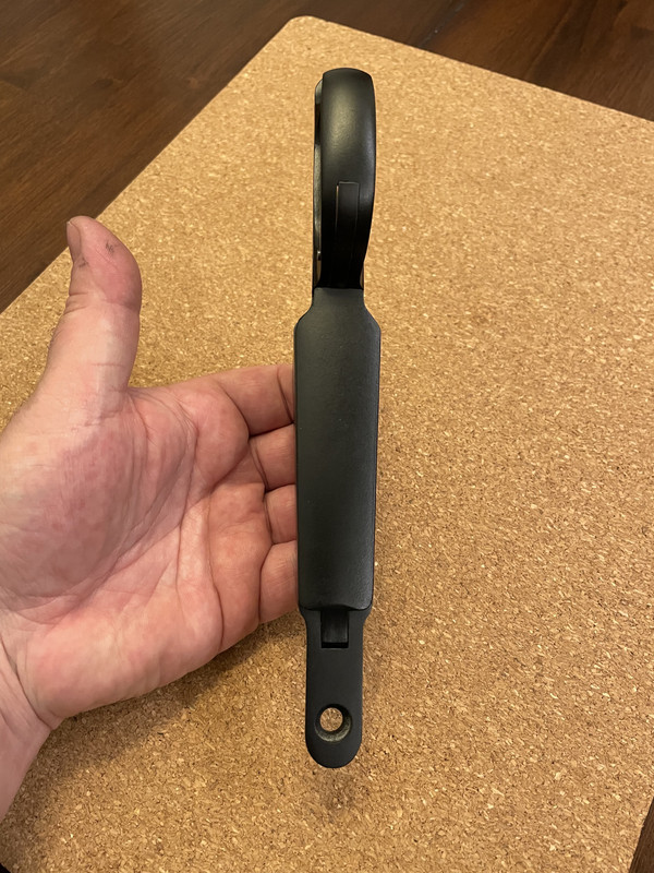 814AB220-7F76-4F7D-9E16-6F8142450F1E