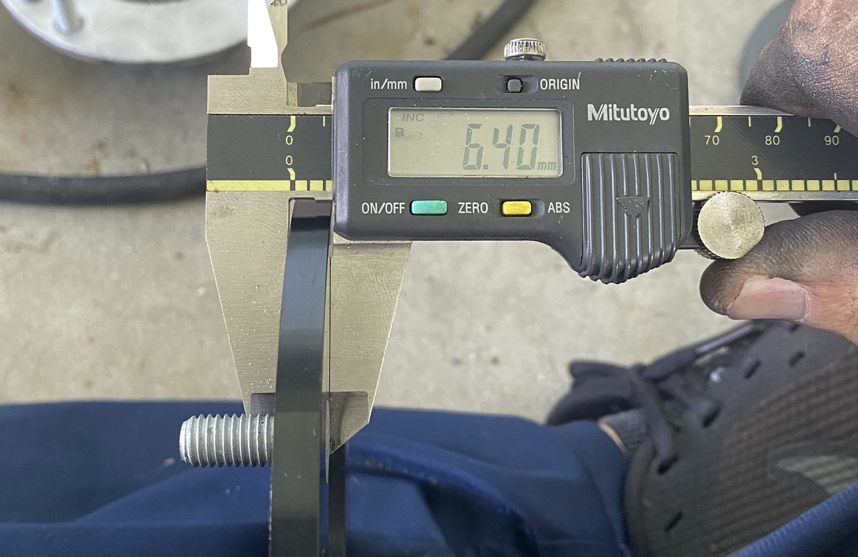 73178B95-1856-40B1-BEEC-E557A07AE9CD