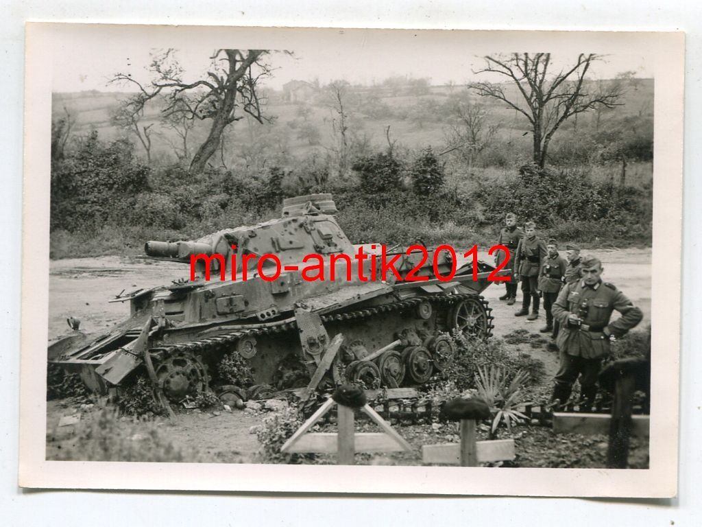 Foto, Panzerregiment 8, zerstörter Panzer IV, No