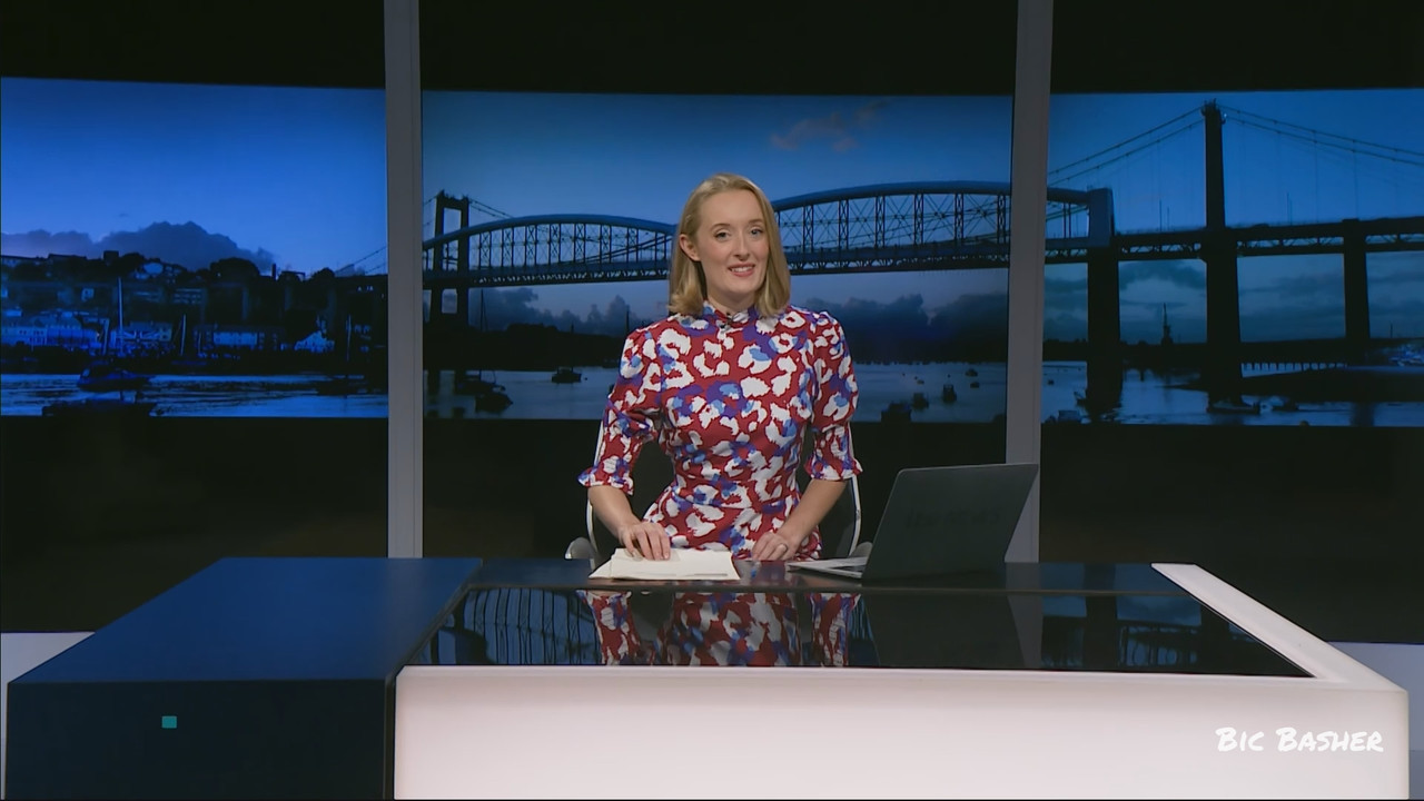 09.29 - 18.45.00 - ITV News West Country. Breaking news and current s....ts_snapshot_14.52.744