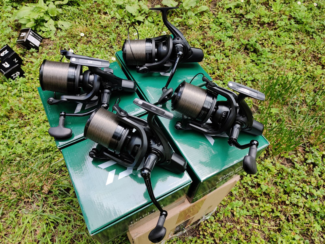 7C0D9CE5-DA44-49AF-AB5C-21A5466EB57D