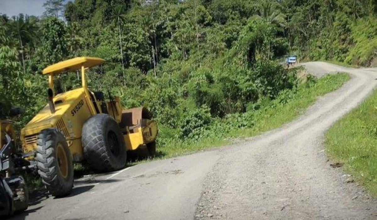Jalan Rusak dan Proyek Buruk, SEMMI Maluku Soroti Kinerja BPJN