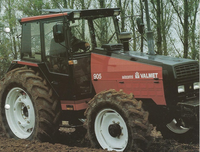 VALMET -- VALTRA  Tractors  (AGCO) 905