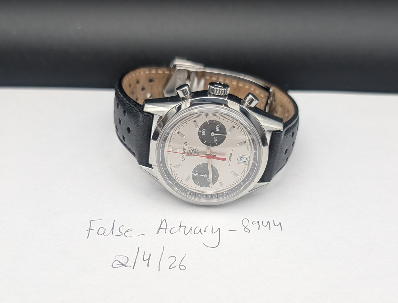 PXL 20260207 021012010