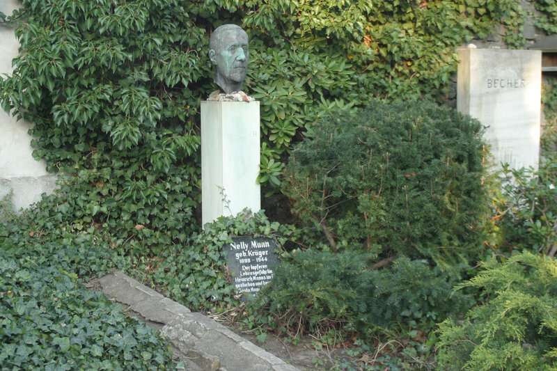Nelly-mann