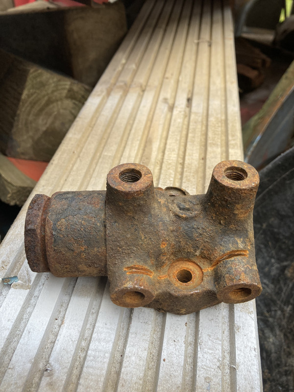 F4765171-5B18-4721-9679-91F5B2FB7AC7