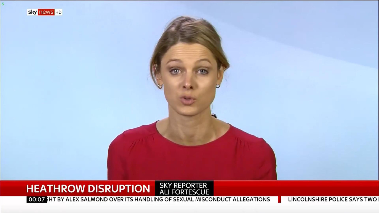 09 January - 00.00.00 - Sky Midnight News. The midnight news wit