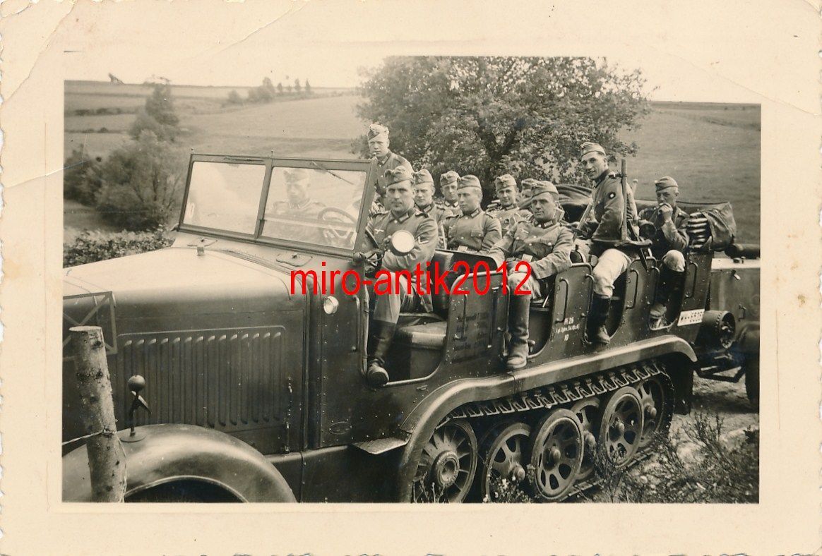 Foto, Pionier aus Köln-Porz, Stellungsbau bei Wü