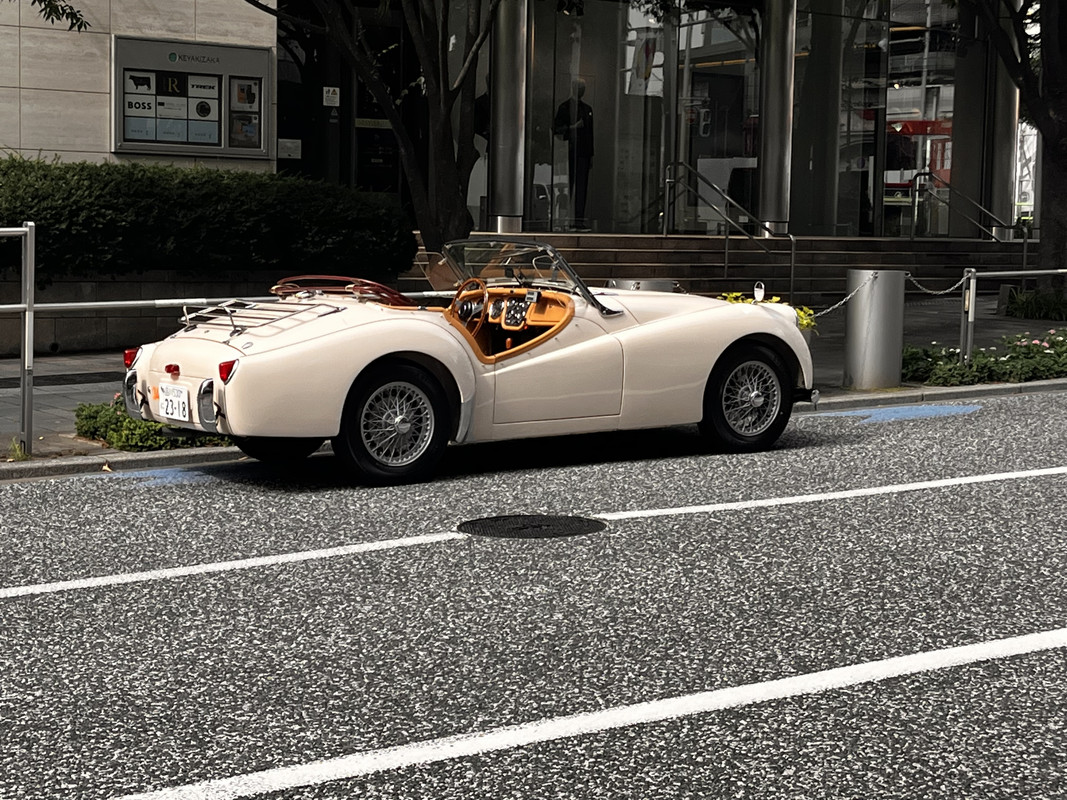 A01E431D-5B7E-42F7-816F-35D97C0CD47C