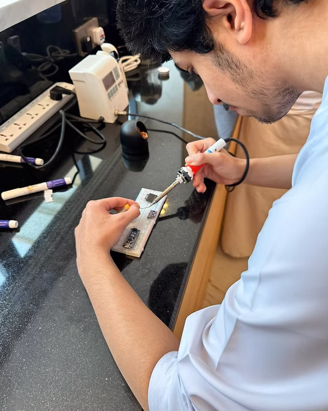 High-Tech CO₂ Sensor