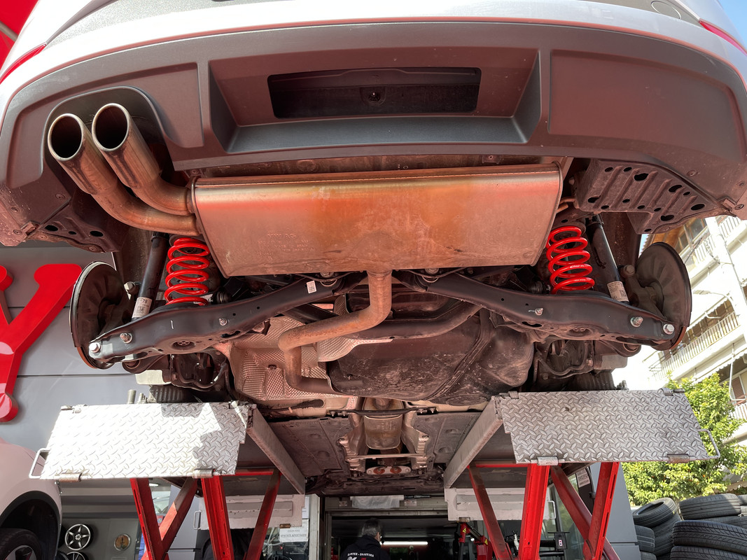 8176CFCF-E7DD-412B-8F56-6BBA0CD703B4