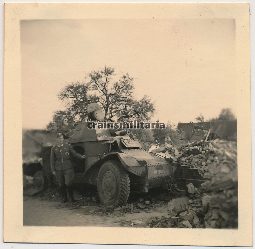 Foto Beute Panzerspähwagen Panhard 178 Panzer in